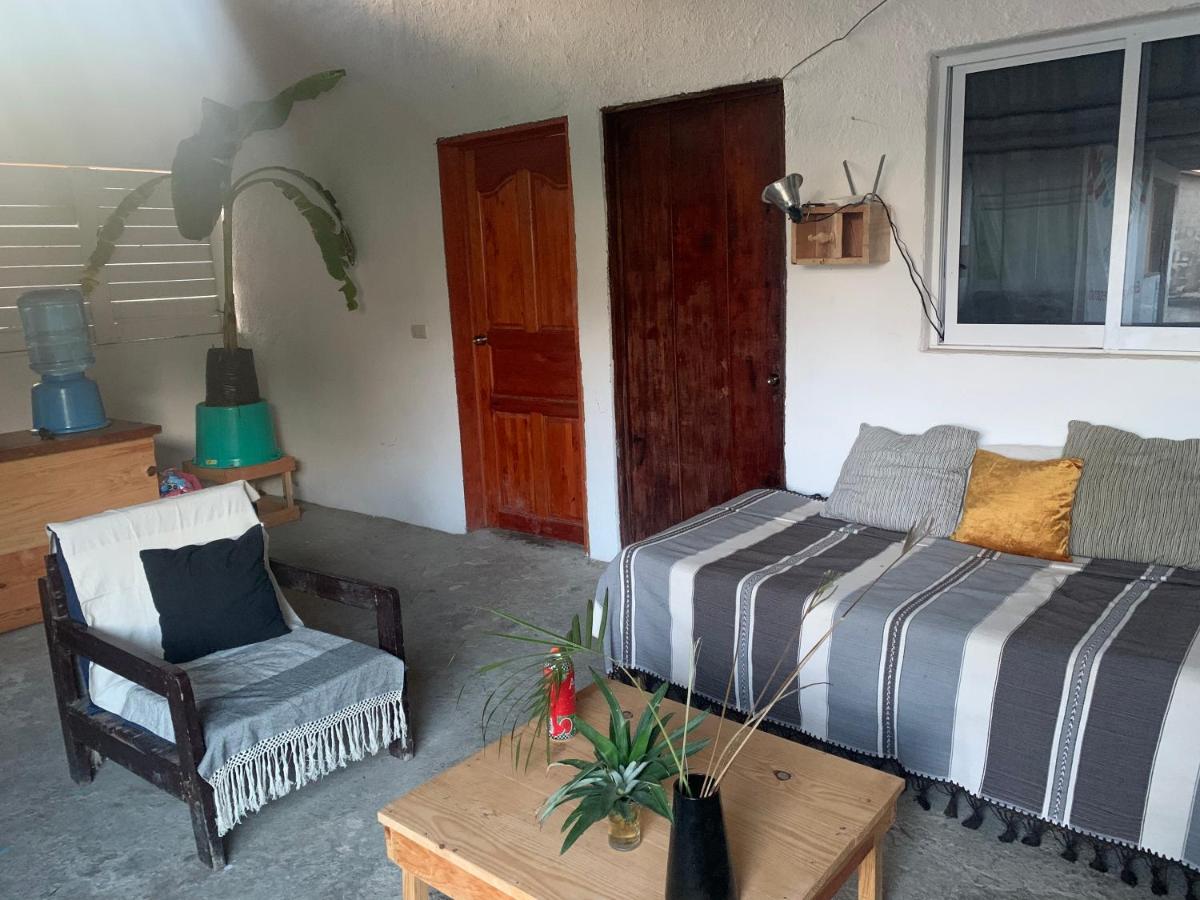 Deli Adoquin Bed & Breakfast San Pedro Pochutla Dış mekan fotoğraf